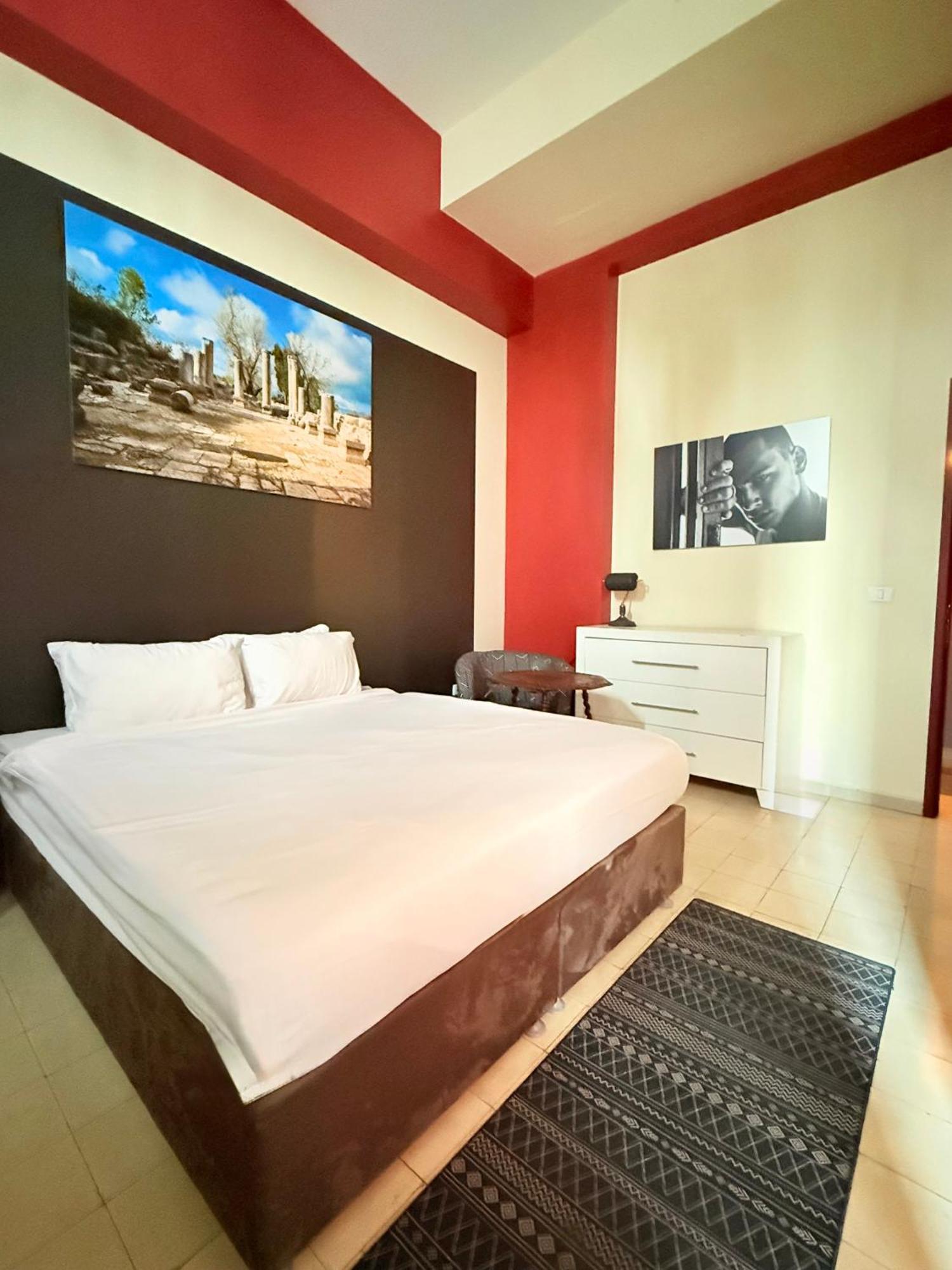 Inta Hotel (Adults Only) Тел Авив Екстериор снимка